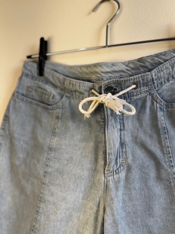 Jorts/Bermuda jeans (Scene) - Image 2