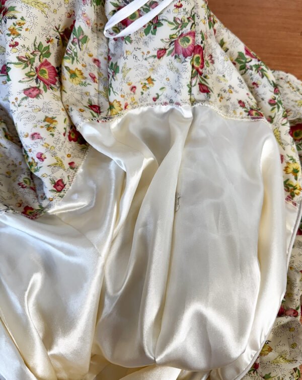 Vestido Drapeado Flores - Image 4