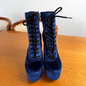 Bota Azul Veludo (Diamante Rosa)