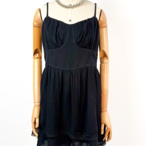Vestido Preto Babados (Hollister)